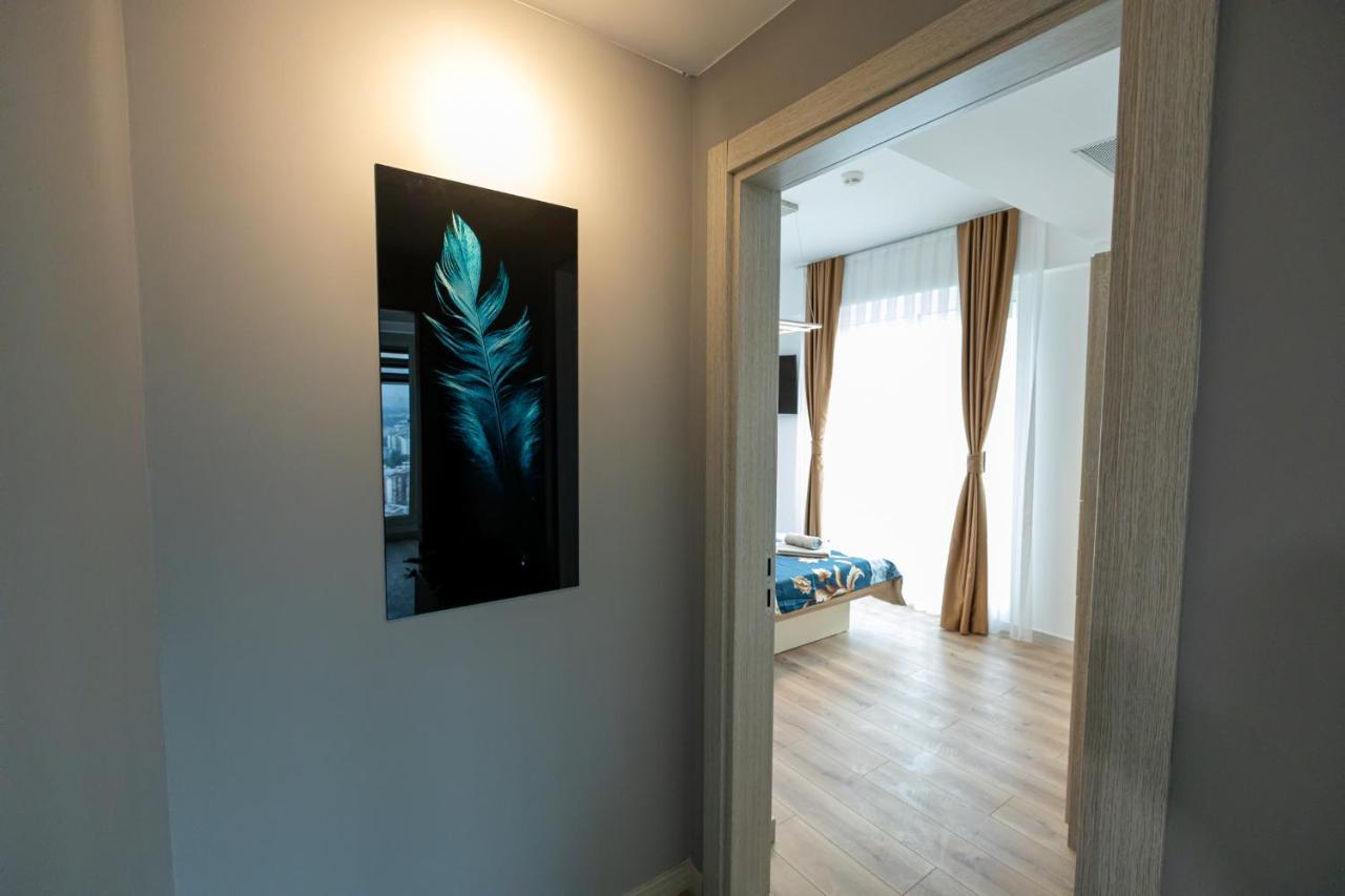 19Th & 18Th Floor Secure Apartments With Pool & Fitness & Parking Included In Price Skopje Buitenkant foto
