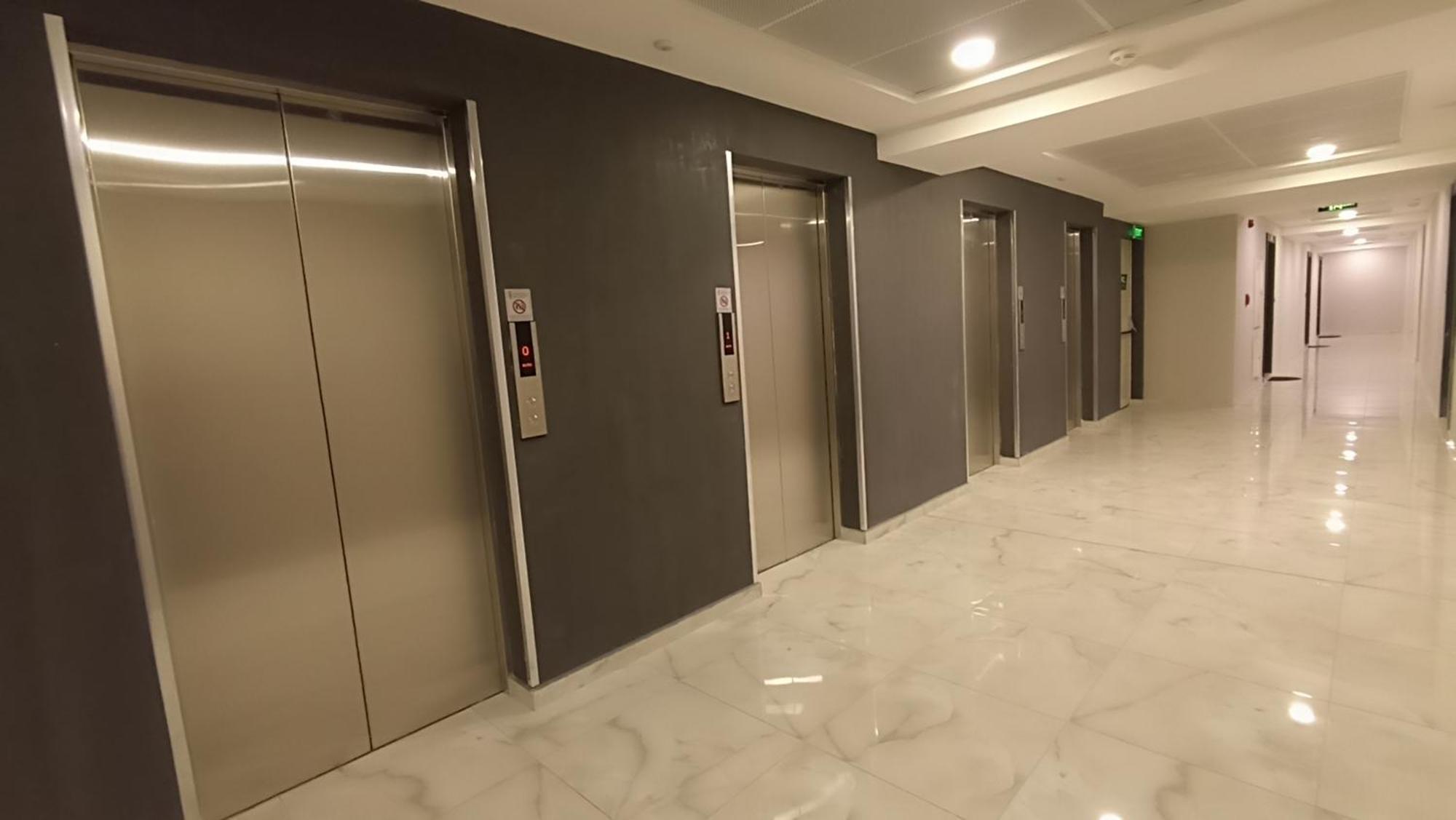 19Th & 18Th Floor Secure Apartments With Pool & Fitness & Parking Included In Price Skopje Buitenkant foto
