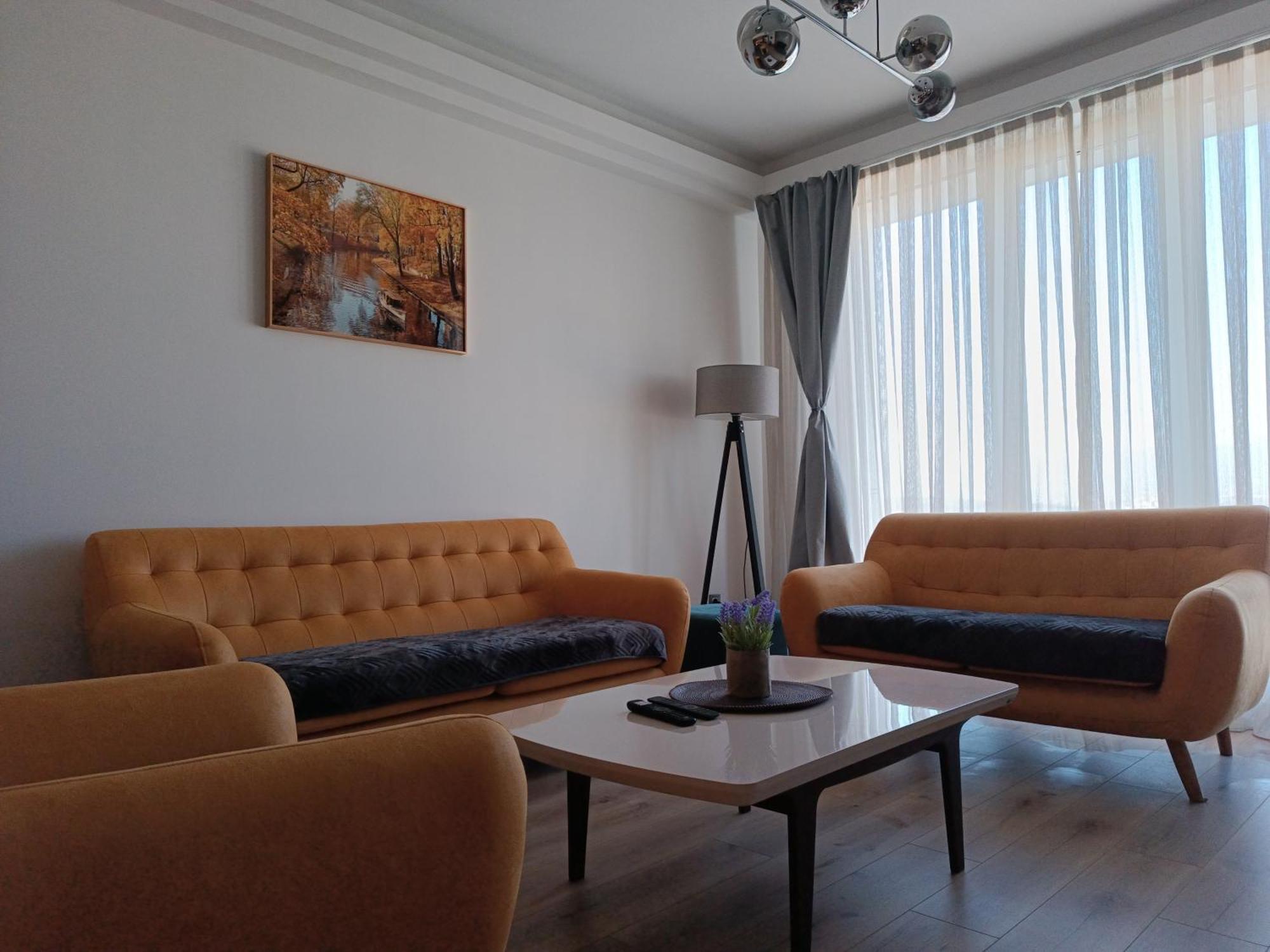 19Th & 18Th Floor Secure Apartments With Pool & Fitness & Parking Included In Price Skopje Buitenkant foto