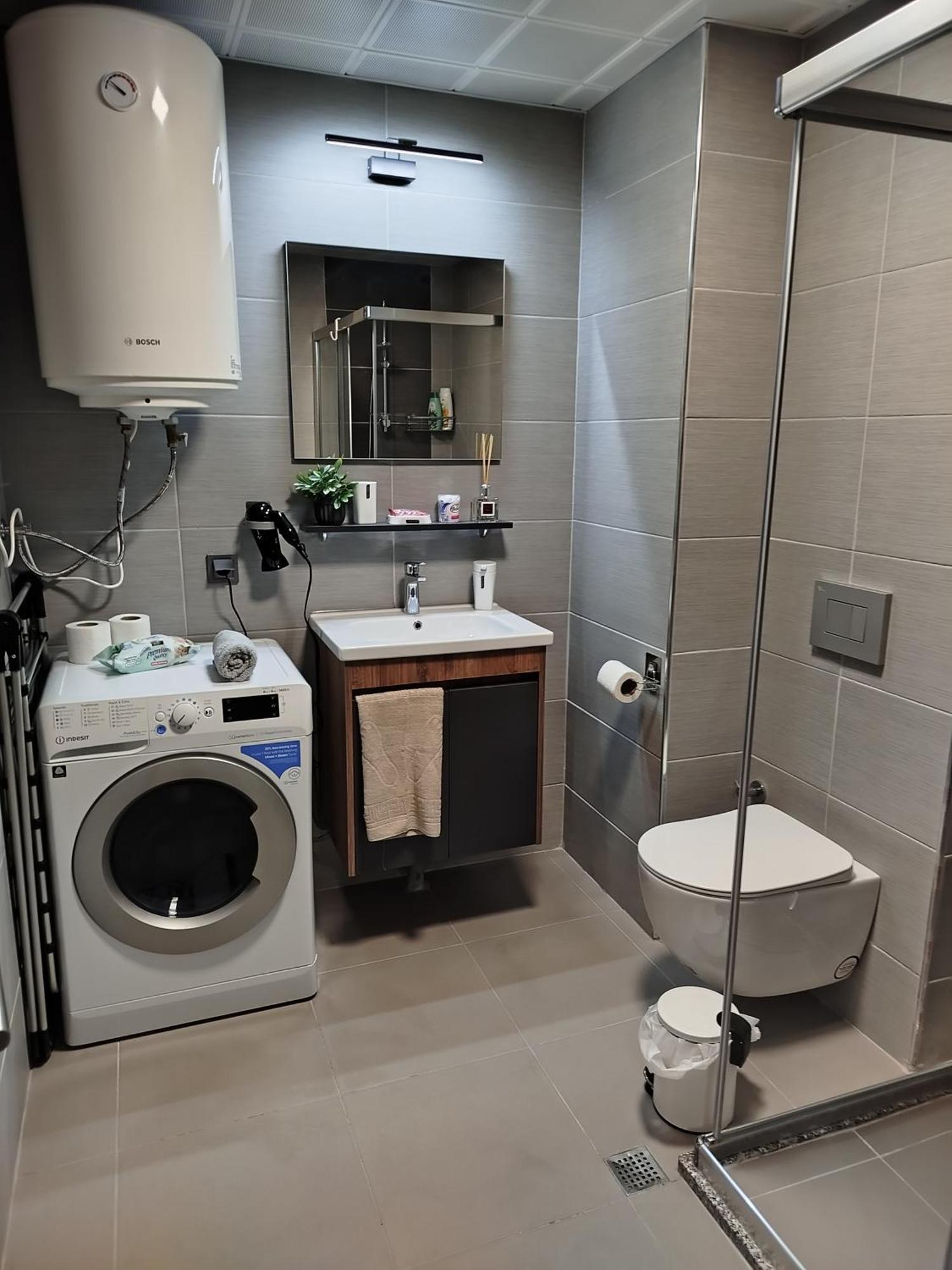 19Th & 18Th Floor Secure Apartments With Pool & Fitness & Parking Included In Price Skopje Buitenkant foto
